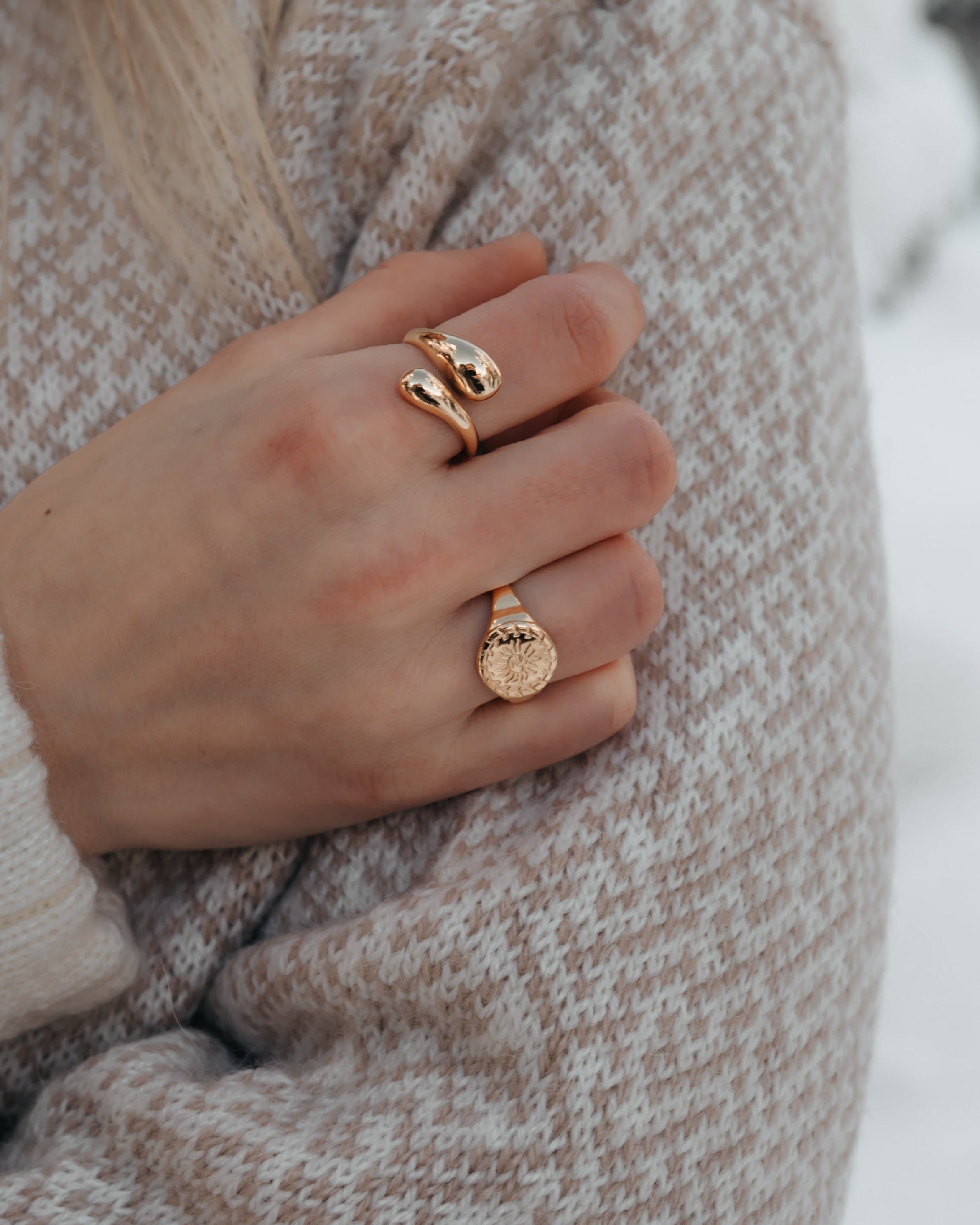 Hugs Ring