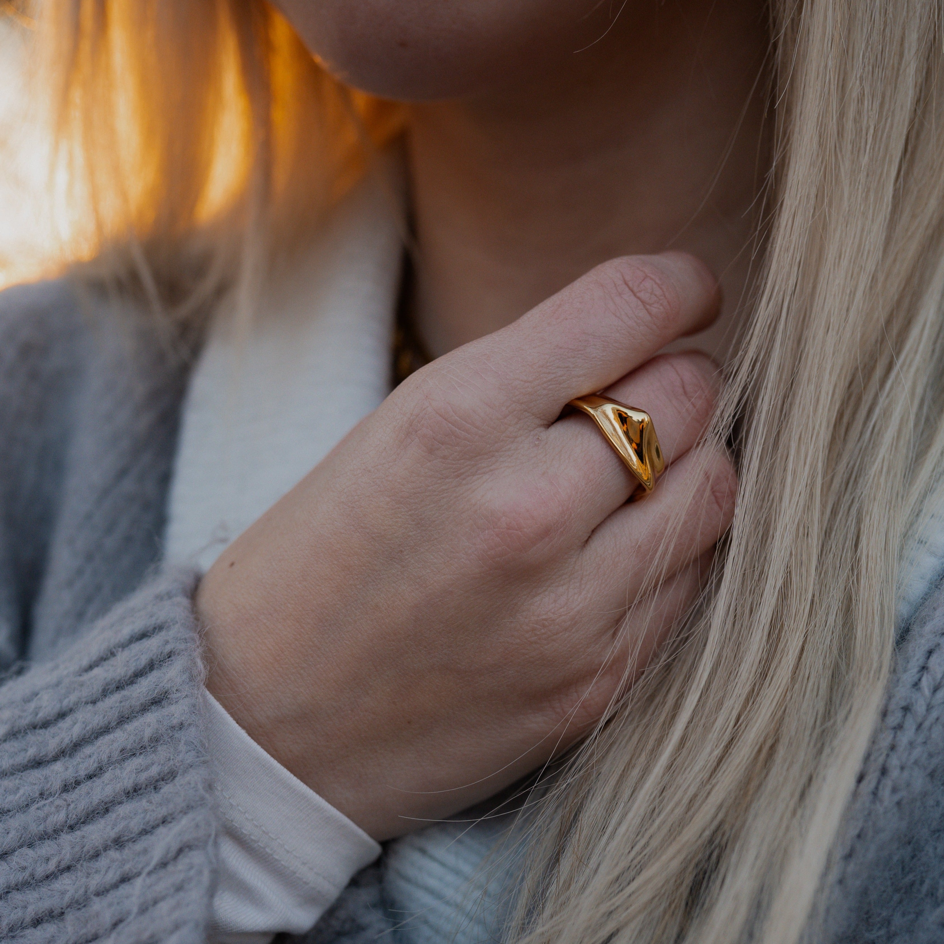 Unique Ring