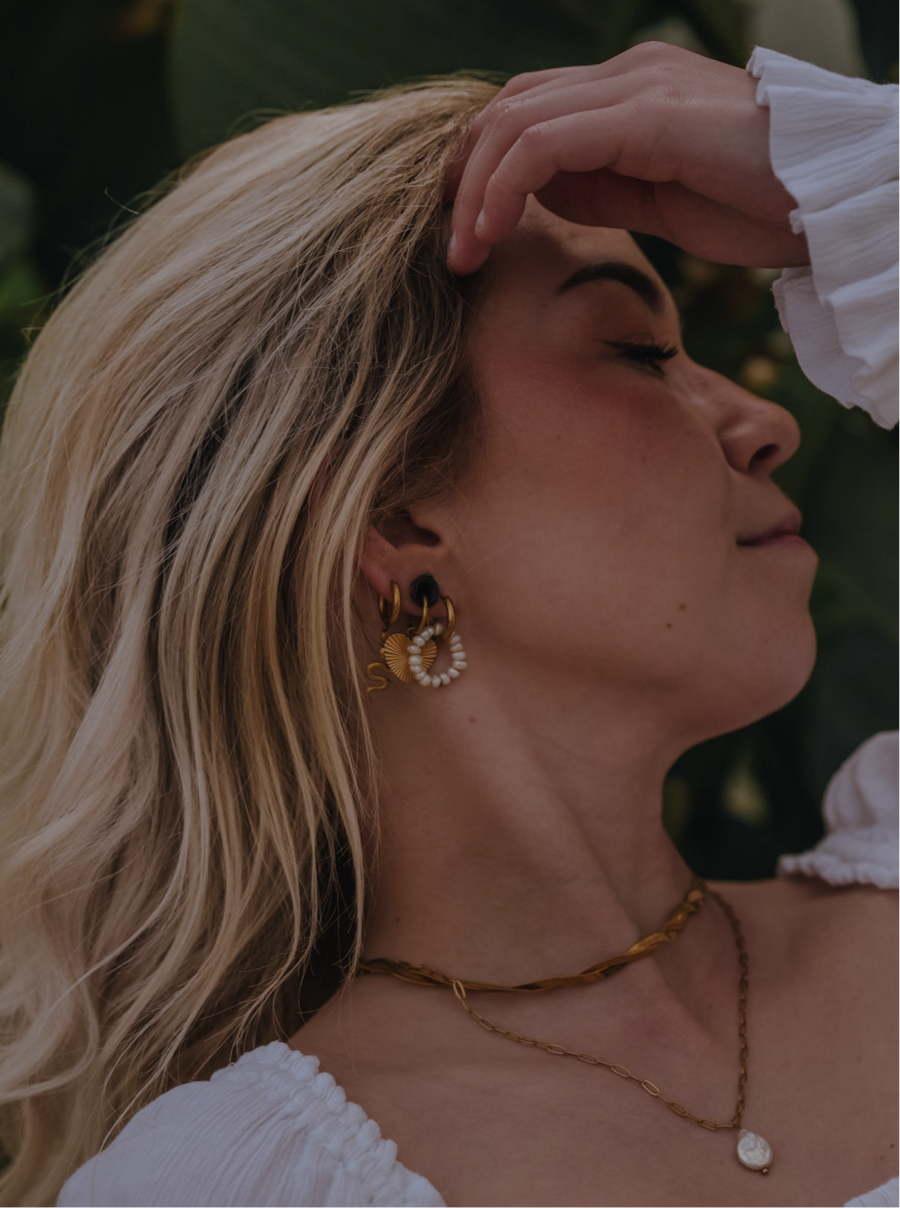 Pearly Hoops