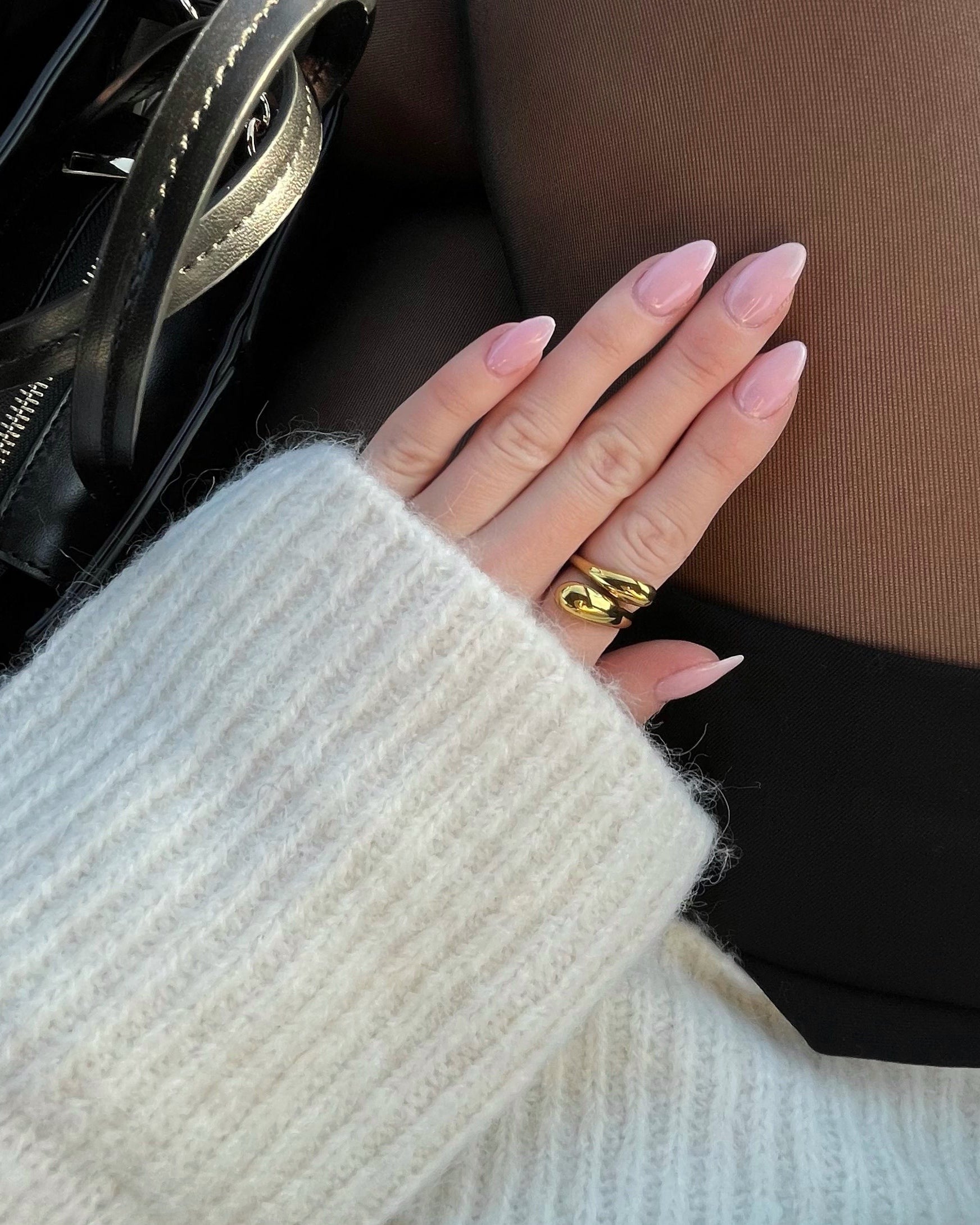 Hugs Ring