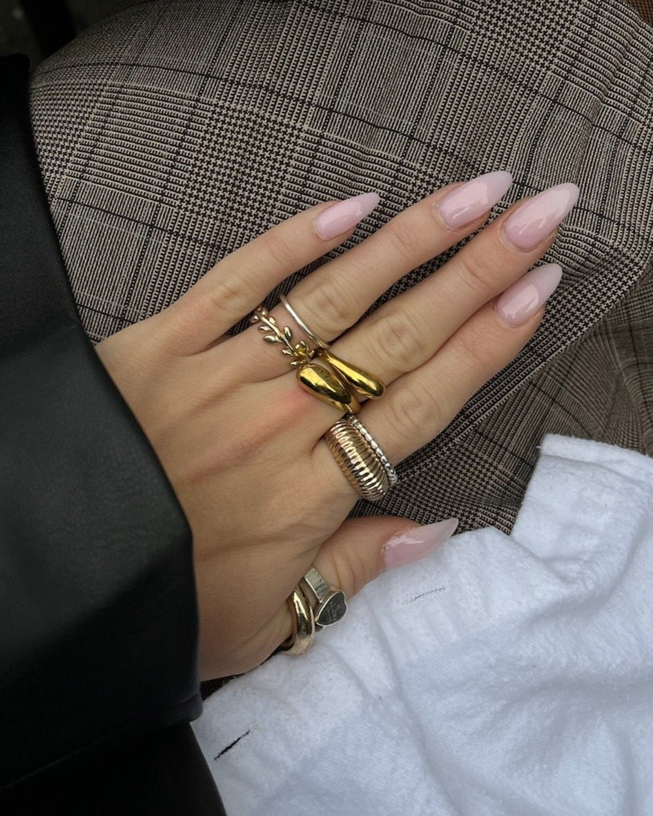 Hugs Ring