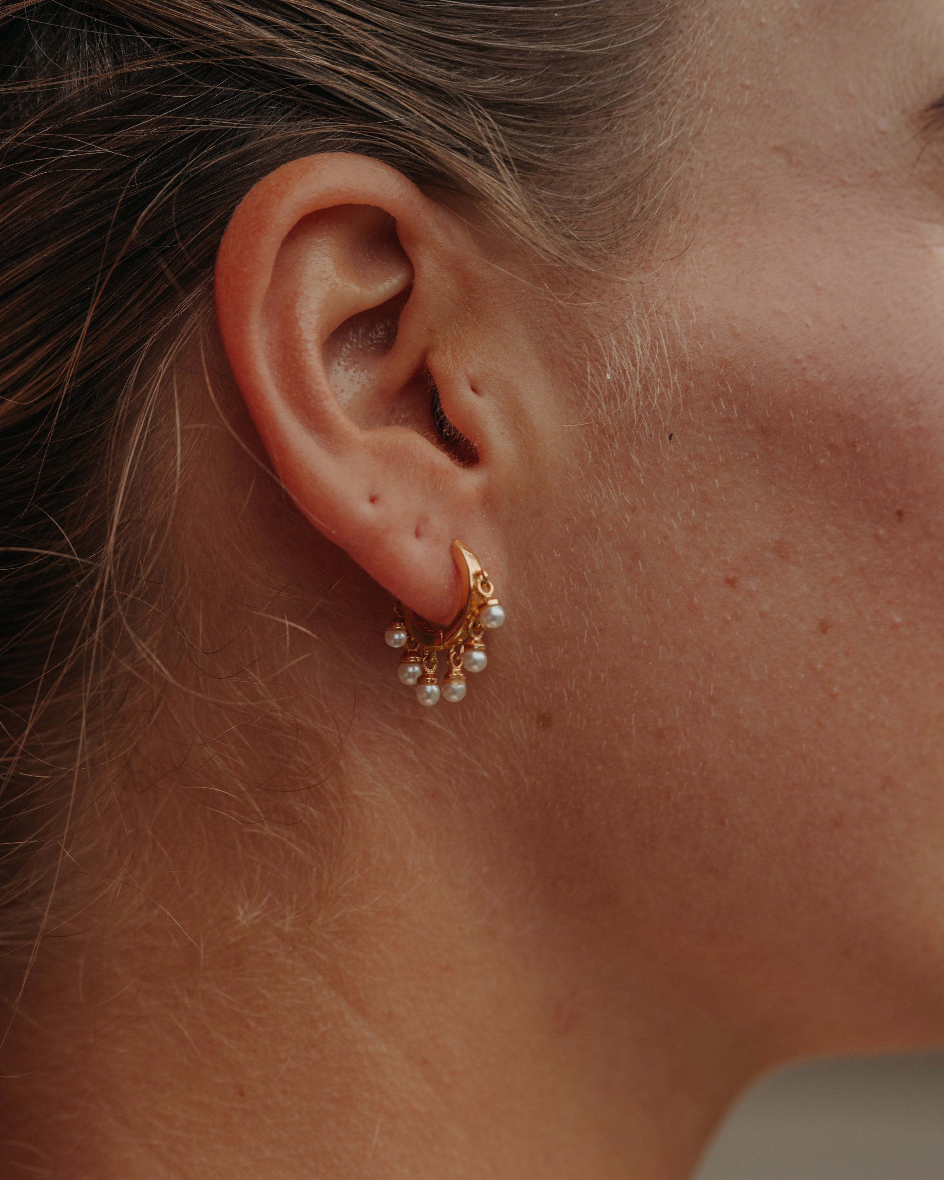 Pearl Crush Hoops