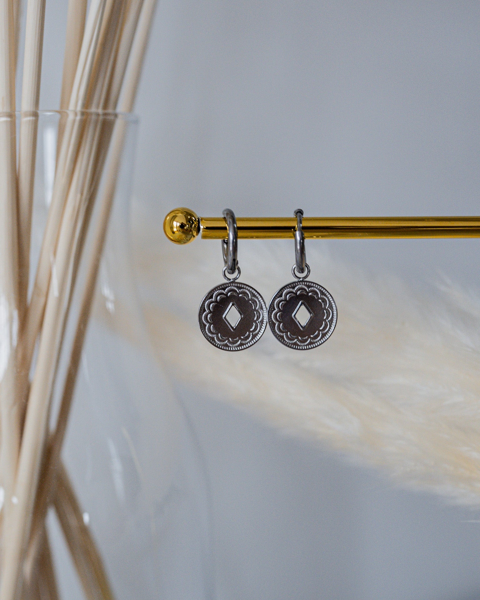 Jasmine Hoops